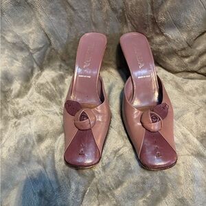 RARE Vintage Prada Women's two toned mauve/pink Leather heels